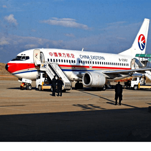 鸡西兴凯湖机场货运航空快运业稳步发展的原因是什么？